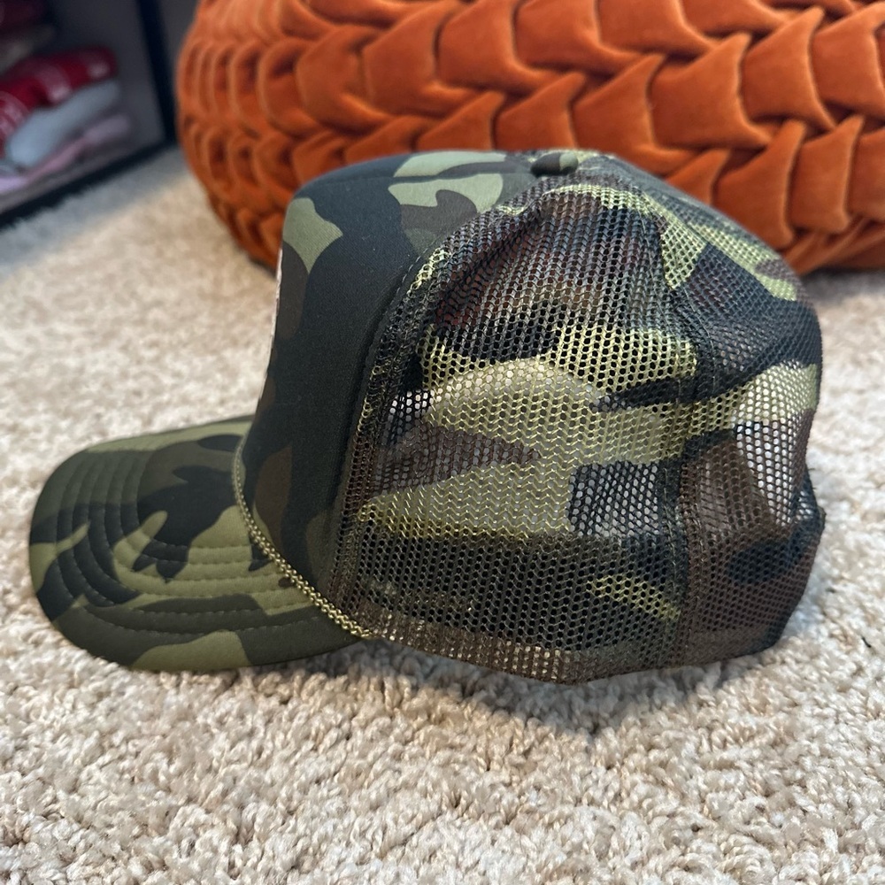 Camouflage 'Cowgirl at Heart' Trucker Hat brand new never worn - Picture 2 of 3